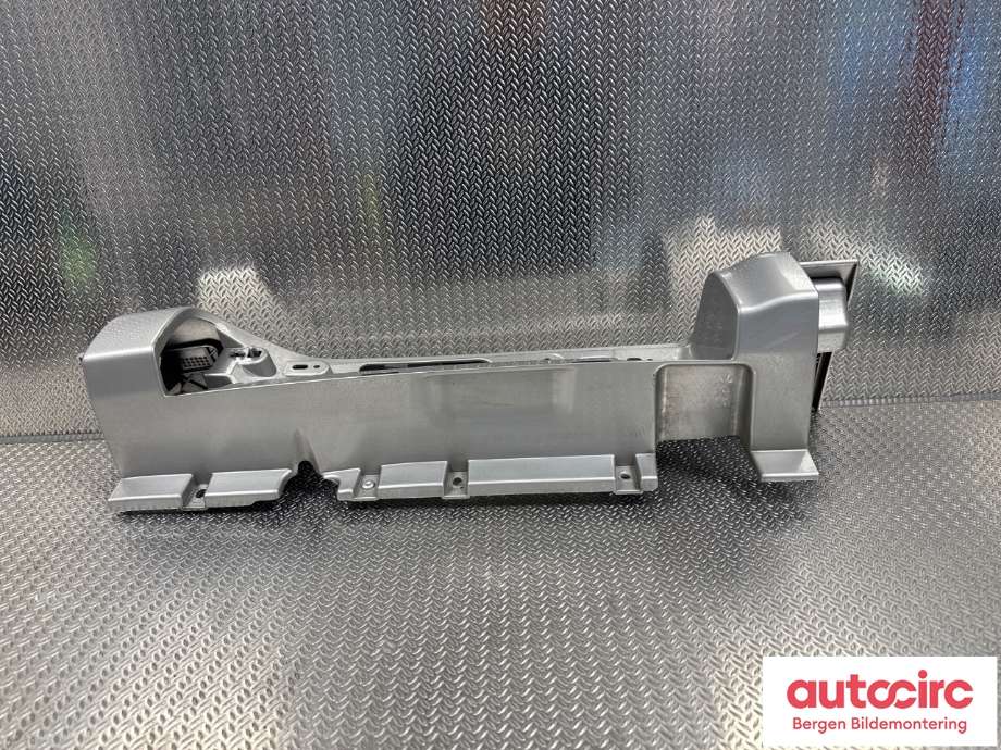 Diverse deler til Opel Vivaro B 2014-2019 (93454136|)