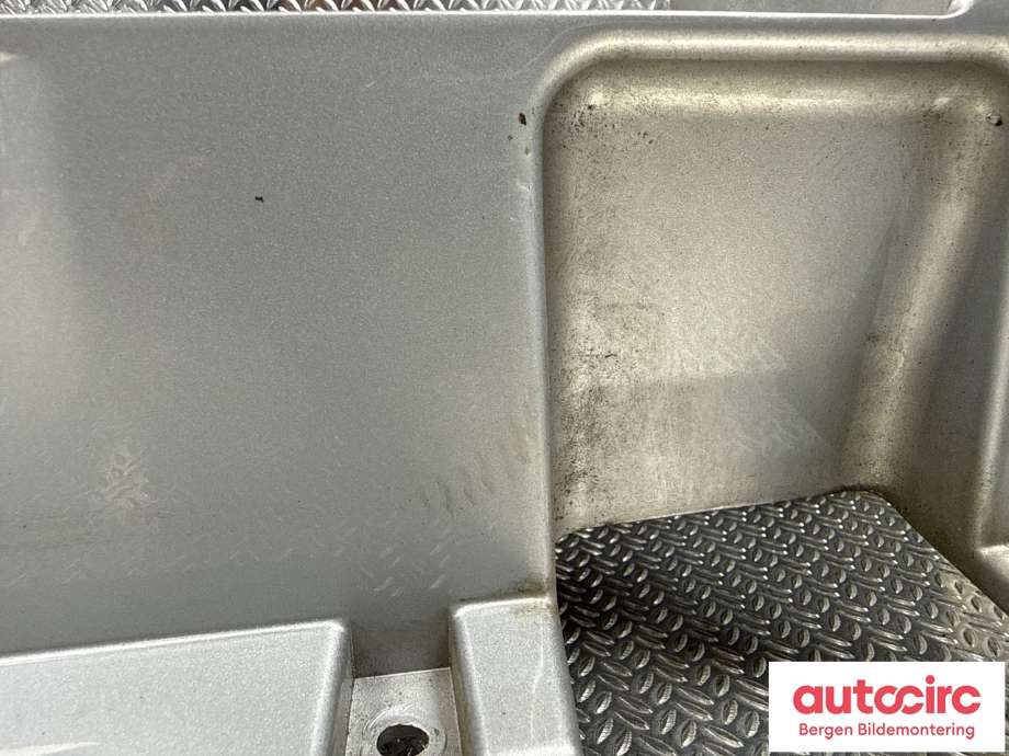 Diverse deler til Opel Vivaro B 2014-2019 (93454136|)