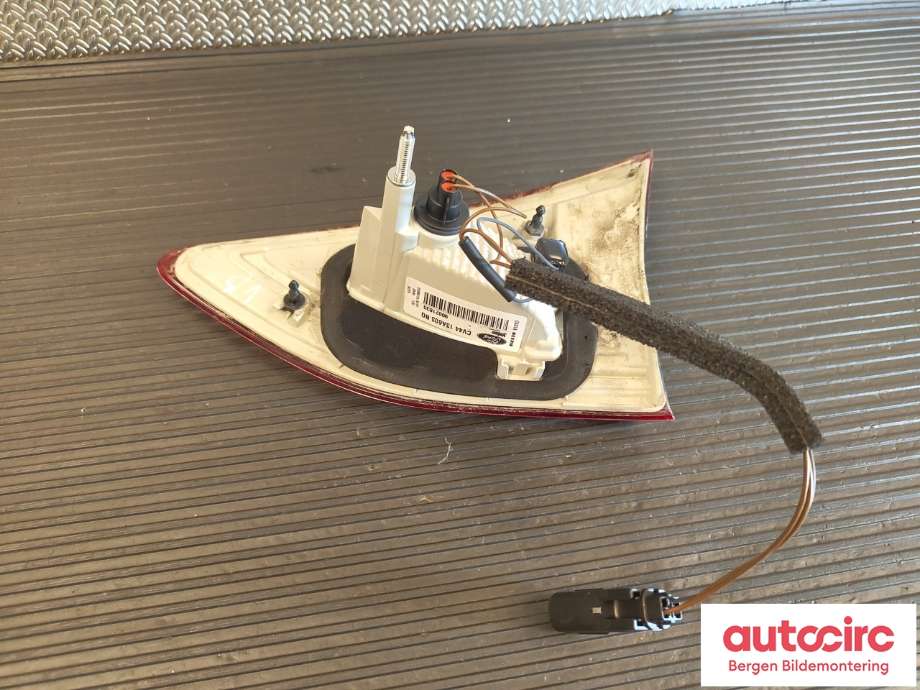Baklykt venstre indre til Ford Kuga 2013-2019  (1938132|CV44-13A603-BG|)