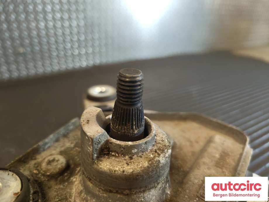 Viskermotor frontrute til Ford Kuga 2013-2019 (2011369|CV44-17504-BE|)