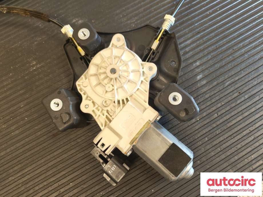 Ruteheis høyre foran til Ford Transit Connect 2013-2018 Type II, Fase 1  (1870650|DT11-V23200-AD|)