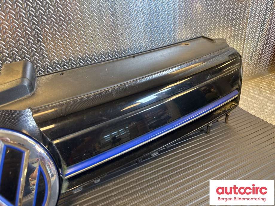 Grill til VW e-Golf 2014-2017 (Fase 1)  (5GE 853 651|)