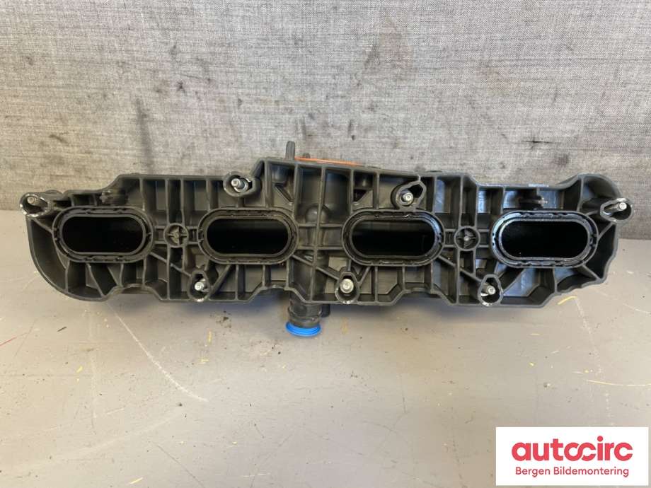 Manifold innsug til Jaguar F-PACE 2016-->> (X761) (X761) (JAGUAR|H4P39424BB|JDE39941|H4P3-9424-AB)
