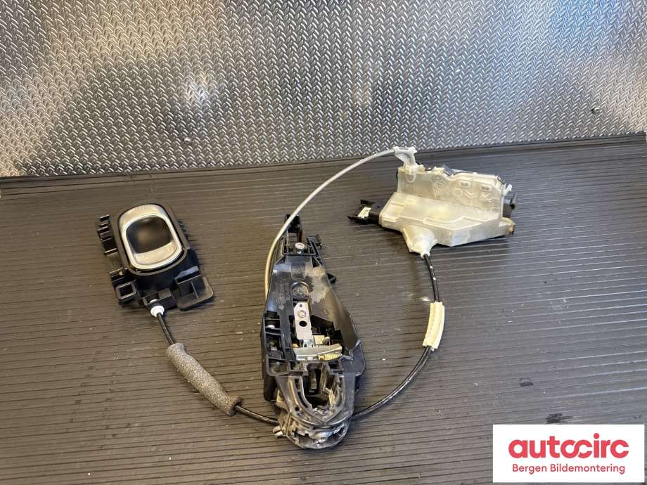 Låsekasse høyre bak til Citroën C4, Cactus 2014-2017 (Fase 1) (98 012 885 VV|98 190 388 80|)