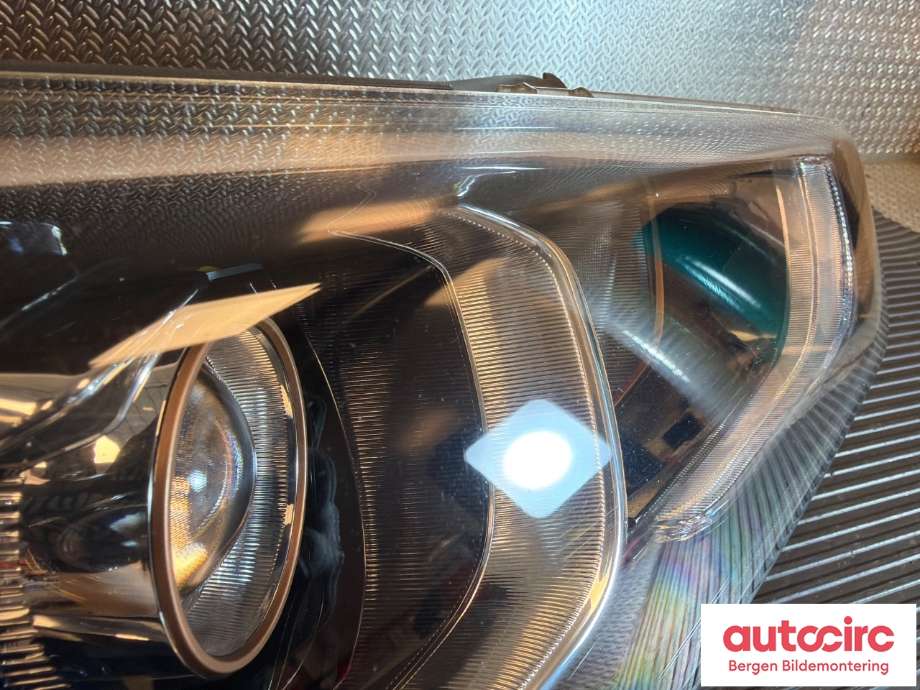 Frontlykt høyre halogen til Hyundai Ioniq Electric 2016-2019 (Fase 1) (92102G7000WPR|)