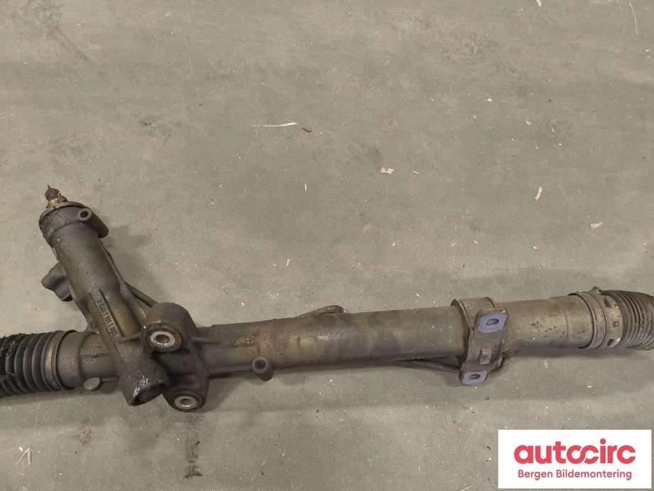 Tannstang til Mercedes Vito/Viano 2010-2014 (Fase 2) (W639) (W639) (A 639 460 23 00|)