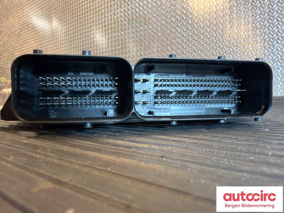 Styreenhet motor til VW Transporter / Caravelle 2009-2015 (Fase 2) (T5) (T5) (03L 906 019 FJ|)