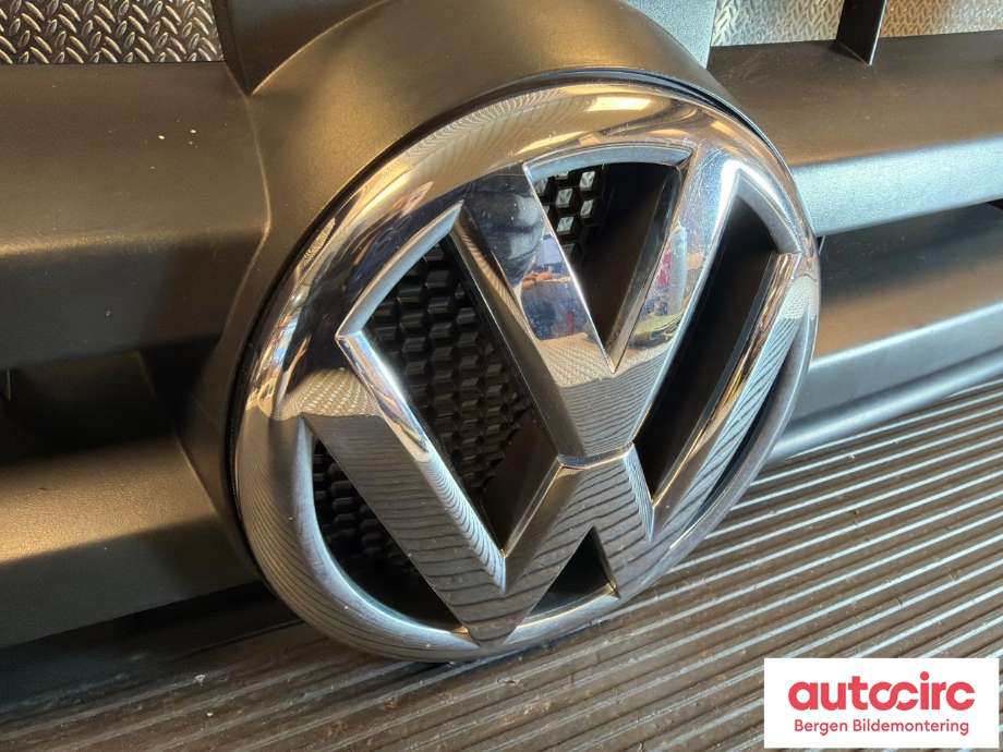 Grill til VW Transporter / Caravelle 2009-2015 (Fase 2) (T5) (T5) (7E0 853 653|7E0 853 601 C|)