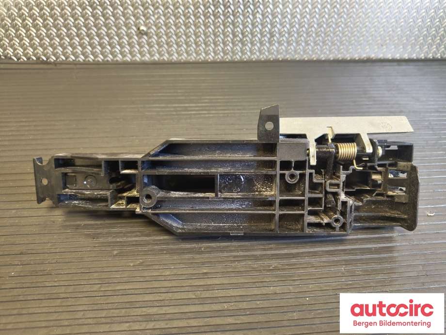 Dørhåndtak utv høyre bak til Nissan Qashqai 2014-2021 (Type II)  (806404EA9B|806B04EH0B|)
