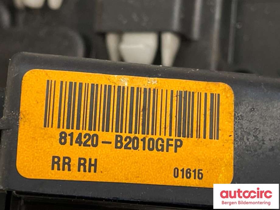 Låsekasse høyre til Kia Soul 2014-2019 (Type II)  (KIA|81420B2010|)