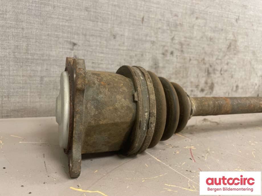Drivaksel høyre bak til Toyota Hiace 2007-2012 (Fase 3)  (TOYOTA|4234026070|)
