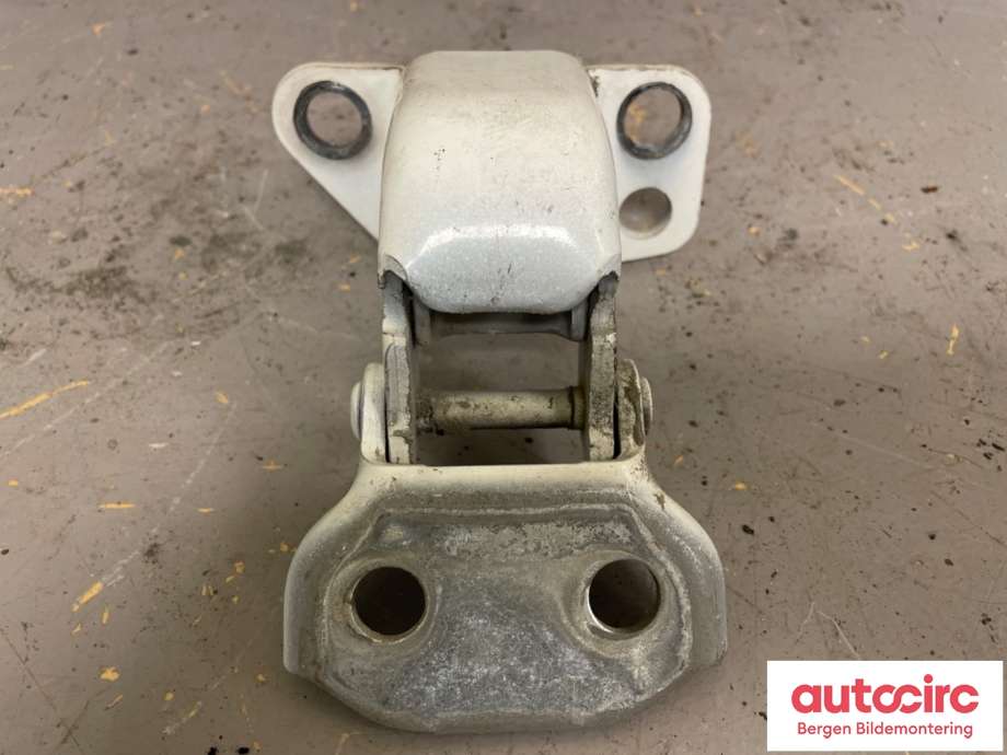 Hengsler til Toyota Hiace 2007-2012 (Fase 3) (TOYOTA|6872026010|)