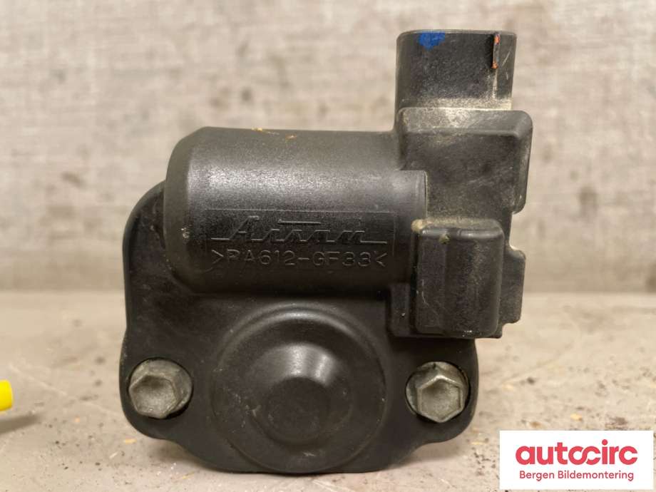 Spjeldhus til Toyota Hiace 2007-2012 (Fase 3)  (TOYOTA|2610030070|)