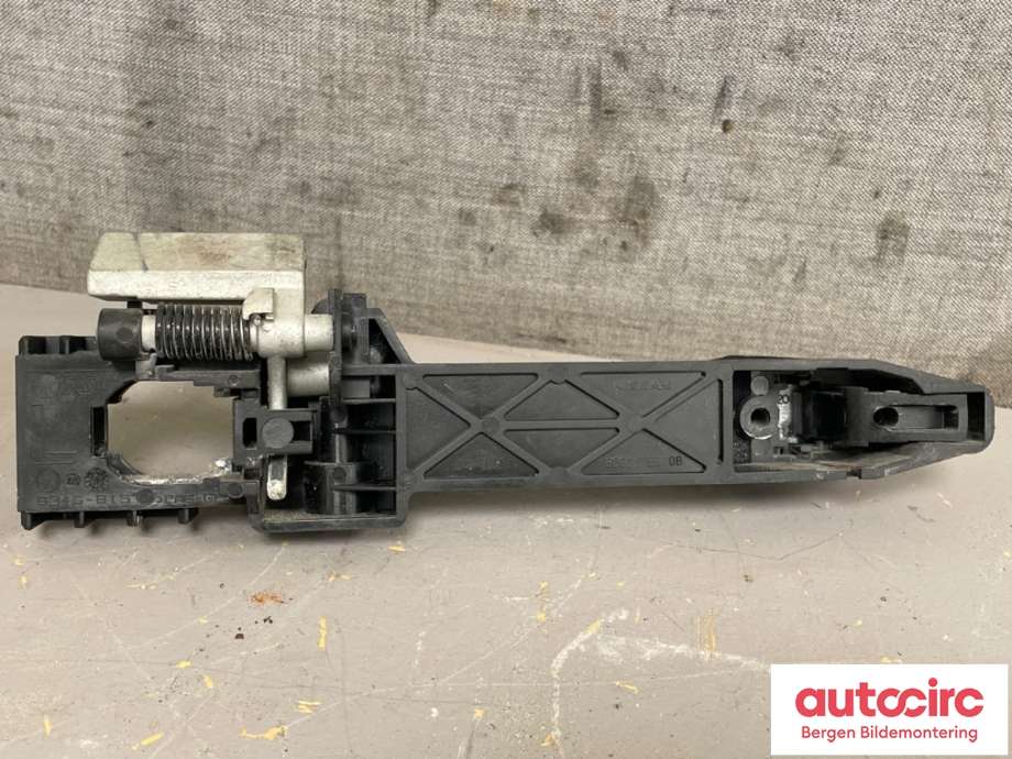 Dørhåndtak utv venstre foran til Nissan Qashqai 2010-2014 (Type I, Fase 2)  (NISSAN|80611EB30A||80611 EB30B)