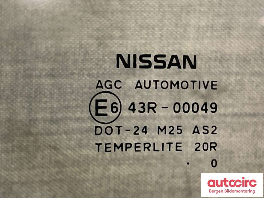 Siderute venstre foran til Nissan Qashqai 2010-2014 (Type I, Fase 2)  (NISSAN|80301EY10A|)