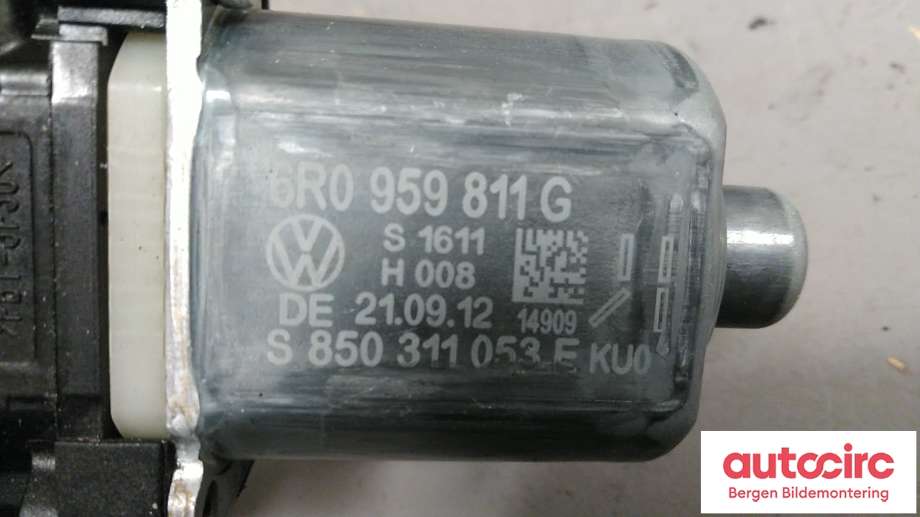 Ruteheis venstre til VW Polo 2009-2014 (Type V, Fase 1)  (VOLKSWAGEN|6R0 959 811 N|)