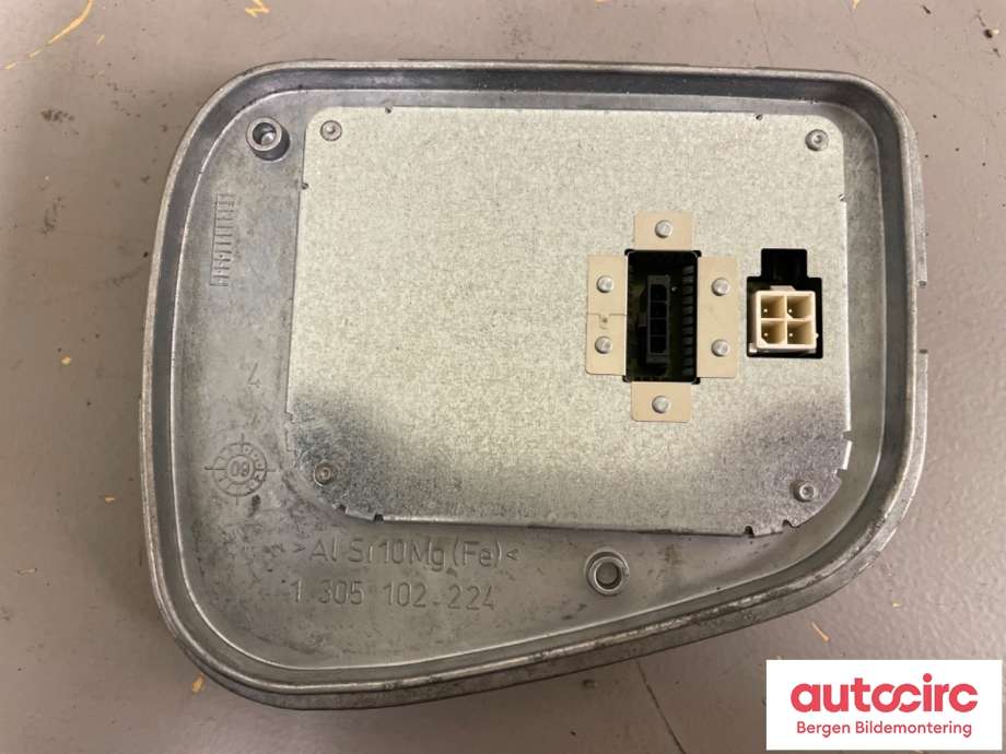 Styreenhet xenon/ballast til Volvo V50 2007-2012 (Fase 2) (VOLVO|31214563||1 307 329 210)