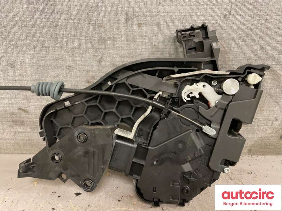 Låsekasse høyre til Volvo V50 2007-2012 (Fase 2)  (VOLVO|31253664||30699112)