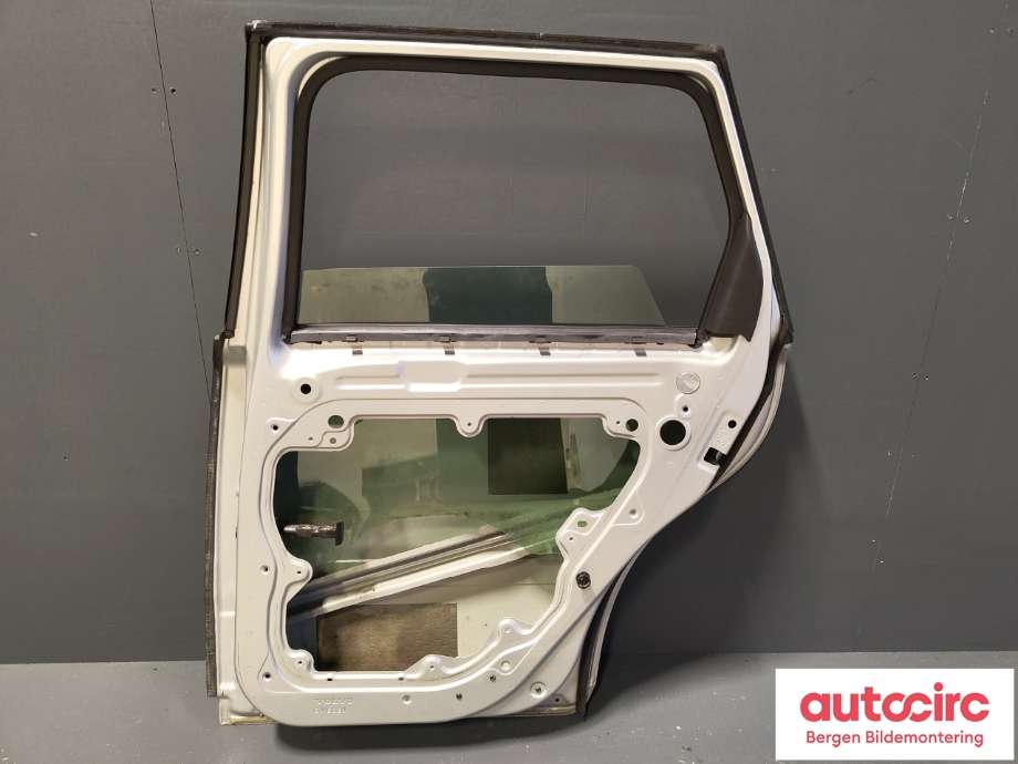 Dør høyre bak til Volvo V50 2007-2012 (Fase 2)  (VOLVO|31250166|)