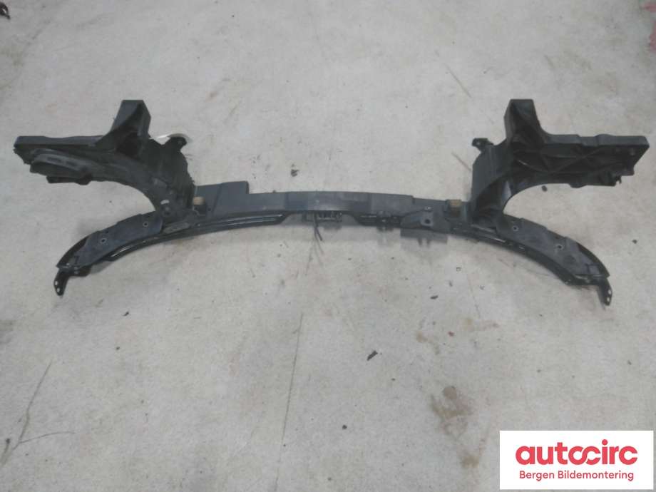 Frontplate til VW Transporter / Caravelle 2009-2015 (Fase 2) (T5) (T5) (VOLKSWAGEN|7E0 805 594 L|)