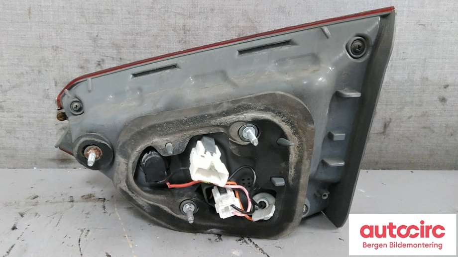 Baklykt venstre indre til Hyundai i40 2012-2017  (HYUNDAI|92403 3Z001|)