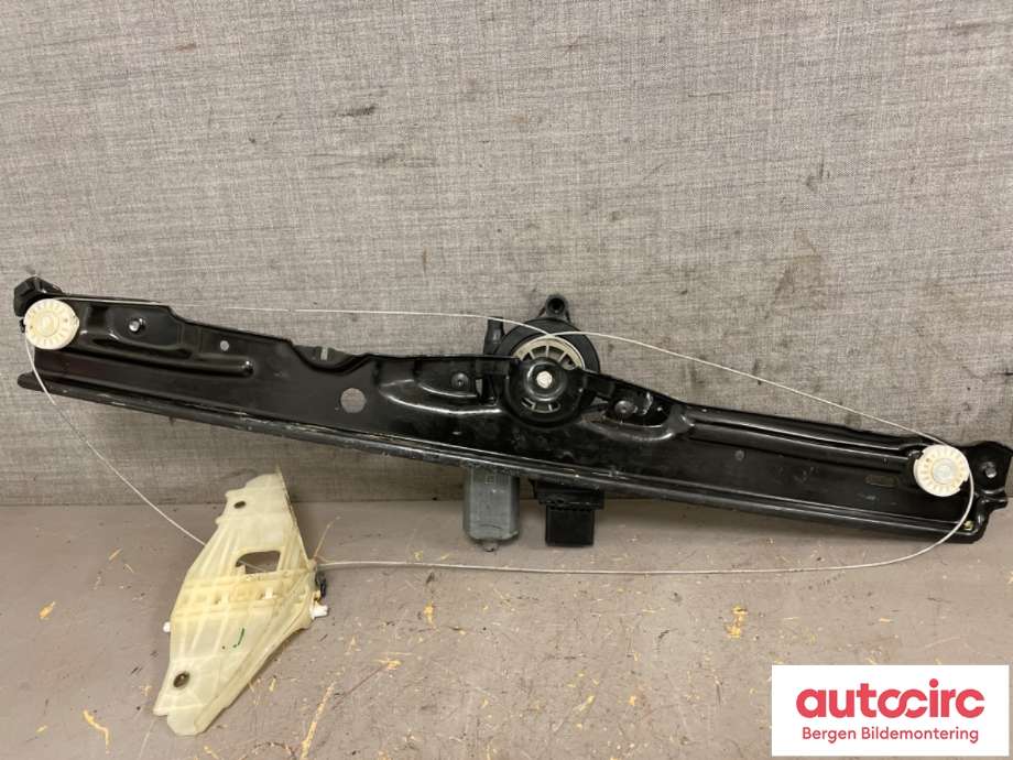Ruteheis til Peugeot Expert 2016-->> (Type III)  (PEUGEOT|98 298 896 80|)