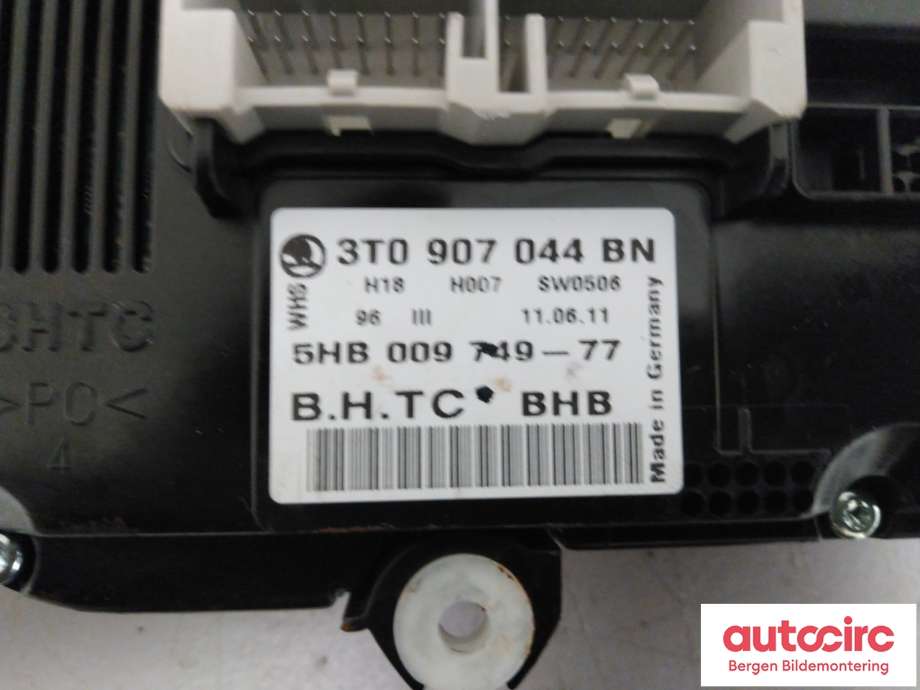 Varmeapparat betjening til Škoda Superb 2008-2015 (Type II)  (SKODA|3T0 907 044 BG||3T0 907 044 BN)