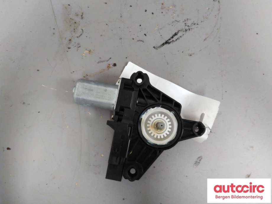 Ruteheis høyre til Volvo V40 2012-2019  (VOLVO|31378401|)