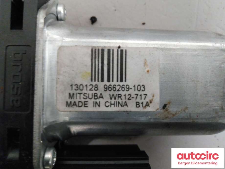 Ruteheis høyre til Volvo V40 2012-2019  (VOLVO|31253062|)