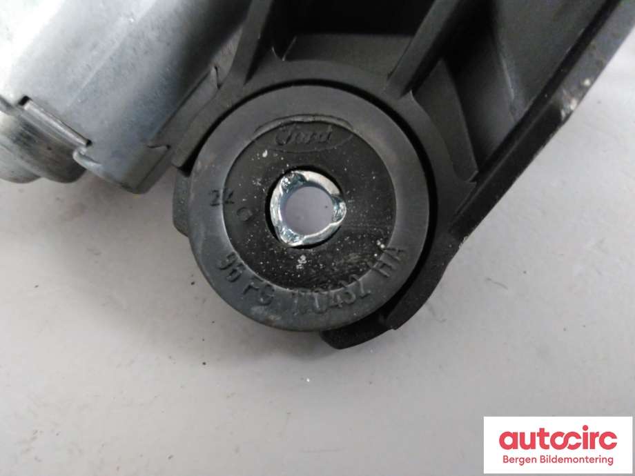 Viskermotor bakrute til Volvo V40 2012-2019  (VOLVO|31294492|)