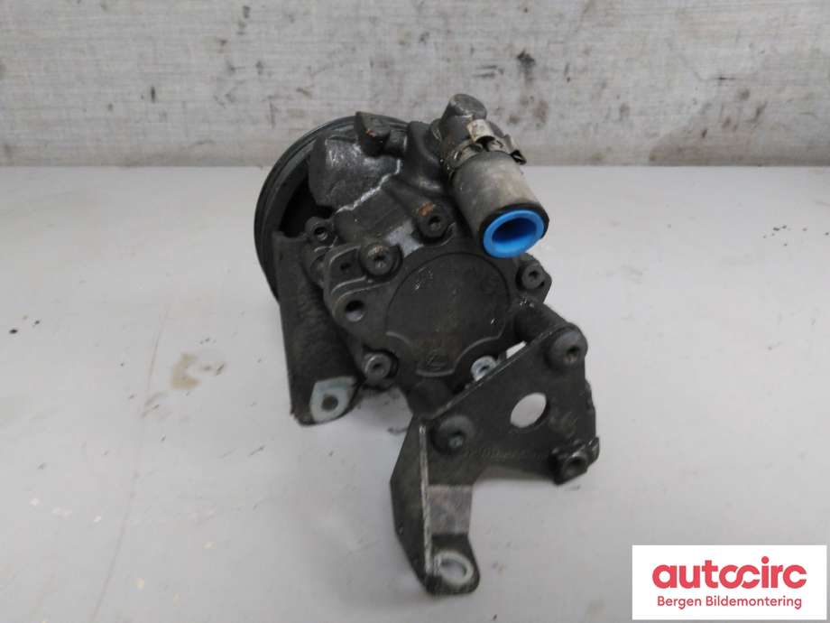 Servo pumpe mekanisk til BMW 5-Serie 2003-2010 (E60/E61) (E60/E61) (BMW|32 41 6 766 190|)