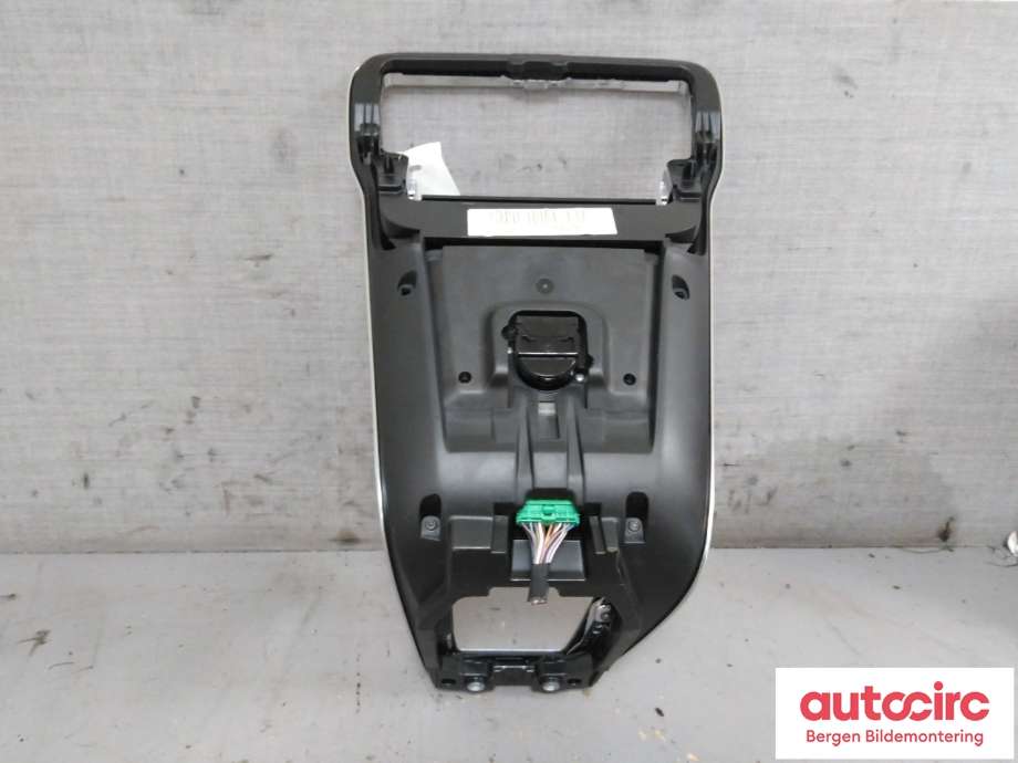 Innredning diverse til Volvo V40 2012-2019  (VOLVO|31398642|)