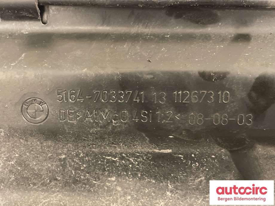Frontplate øvre til BMW 5-Serie 2003-2010 (E60/E61) (E60/E61) (BMW|51 64 7 033 741|)