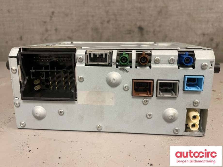 Bilstereo forsterker til Volvo V40 2012-2019  (VOLVO|31438298|)