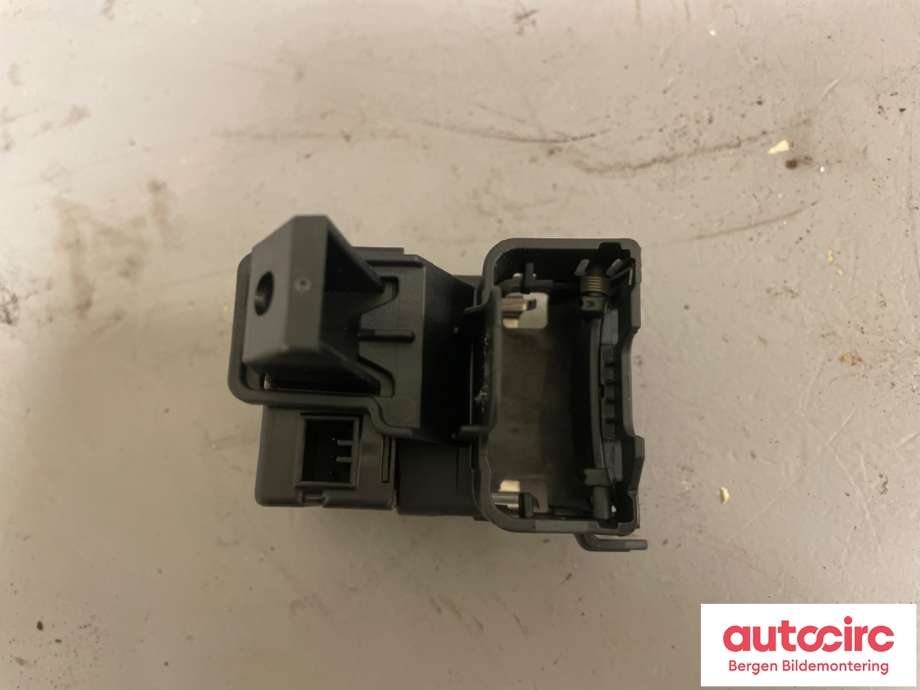 Bryter diverse til Volvo V40 2012-2019  (VOLVO|31252952|)