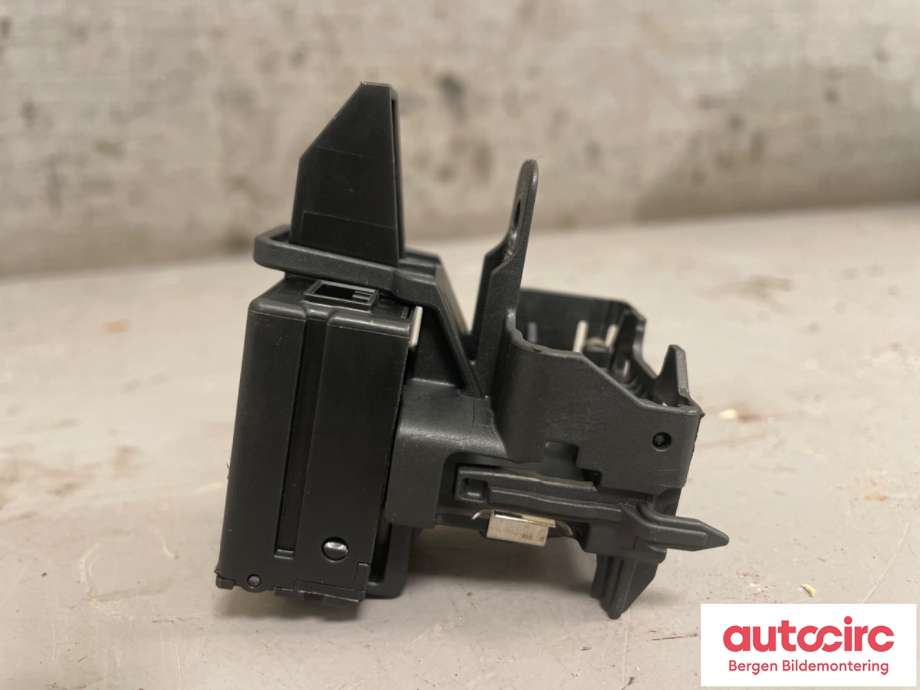 Bryter diverse til Volvo V40 2012-2019  (VOLVO|31252952|)