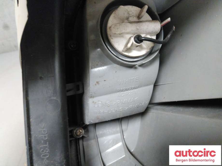 Baklykt venstre til Hyundai Santa Fe 2001-2006 (Type I)  (HYUNDAI|92401 26020|)