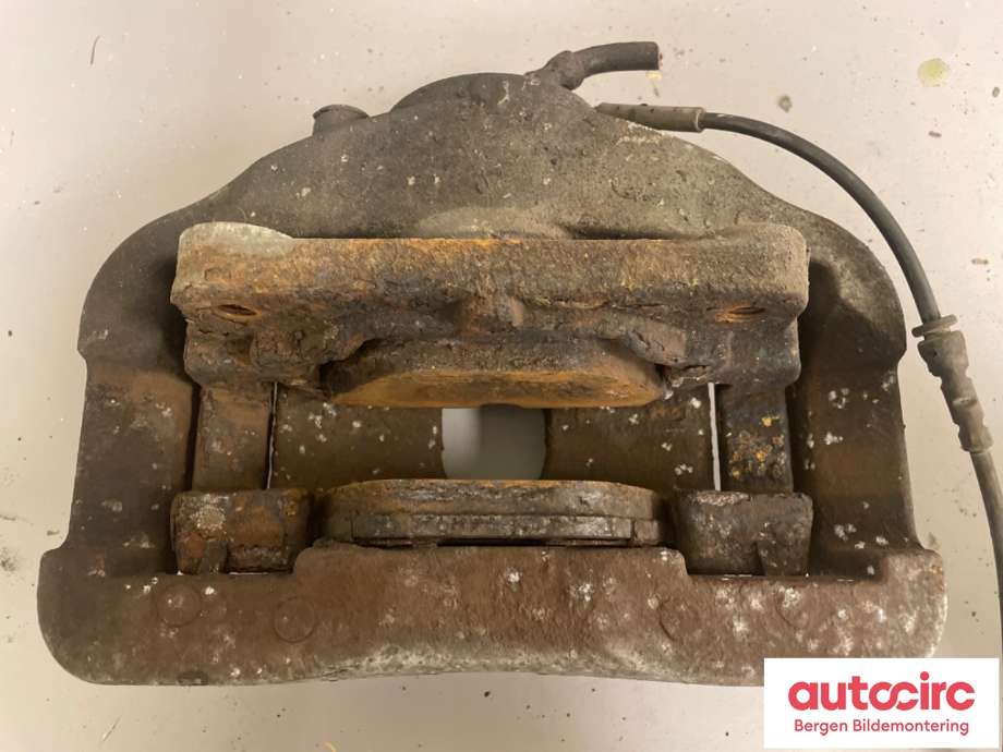 Bremsecaliper venstre foran til BMW 5-Serie 2003-2010 (E60/E61) (E60/E61) (BMW|34 11 6 753 659|)