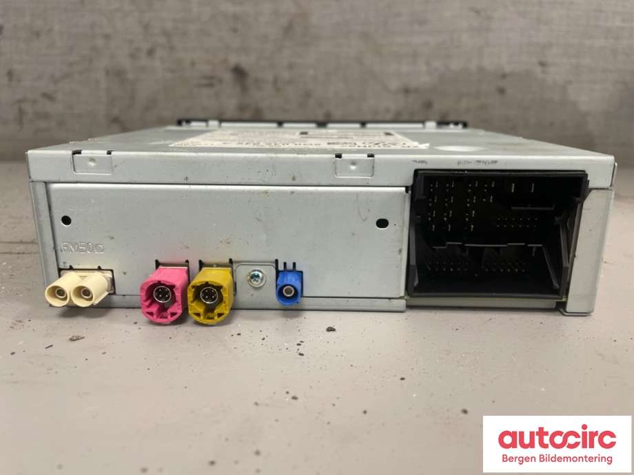 Bilstereo forsterker til VW Golf VII 2012-2017 (Fase 1)  (VOLKSWAGEN|5G0 035 846 A|)