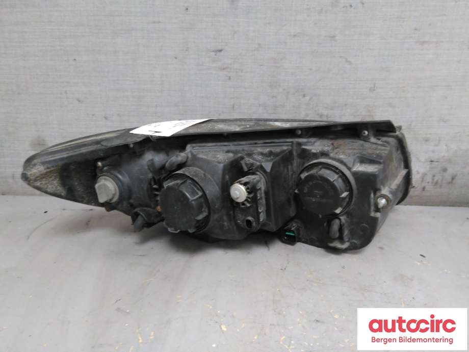 Frontlykt venstre halogen til Hyundai Santa Fe 2006-2009 (Type II, Fase 1)  (HYUNDAI|92101 2B020||92101-2XXX)