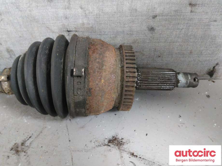 Drivaksel venstre foran til Hyundai Santa Fe 2006-2009 (Type II, Fase 1)  (HYUNDAI|49500 2B360|)