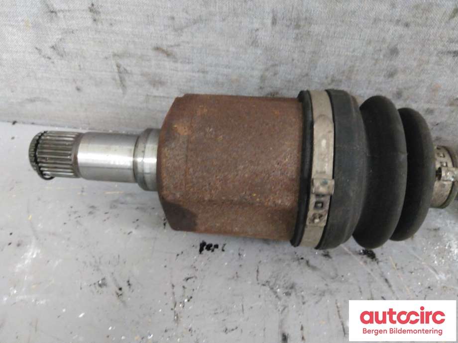 Drivaksel venstre foran til Hyundai Santa Fe 2006-2009 (Type II, Fase 1)  (HYUNDAI|49500 2B360|)