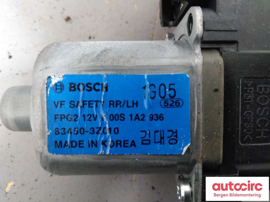 Ruteheis venstre til Hyundai i40 2012-2017  (HYUNDAI|83450 3Z010|)