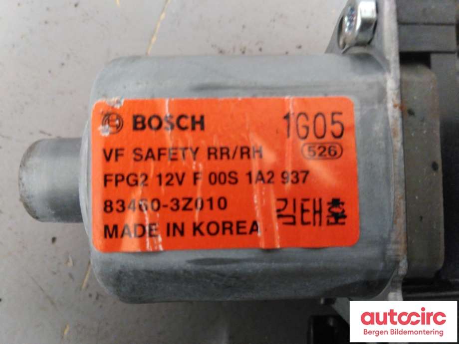 Ruteheis høyre til Hyundai i40 2012-2017  (HYUNDAI|83460 3Z010|)
