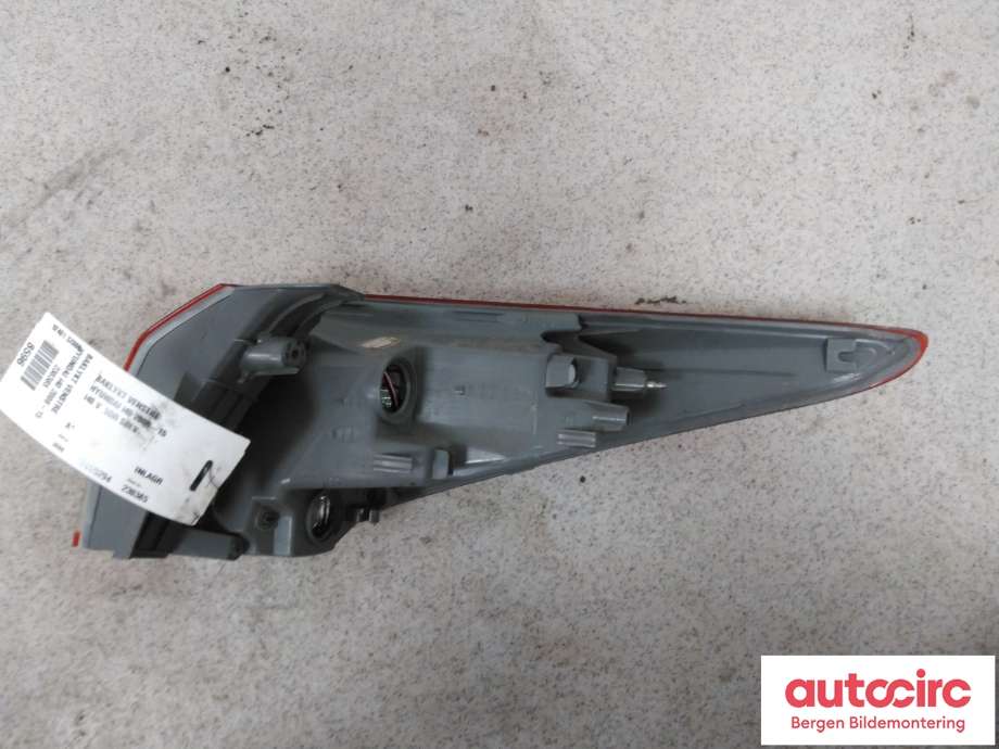 Baklykt venstre til Hyundai i40 2012-2017  (HYUNDAI|92401 3Z000|)