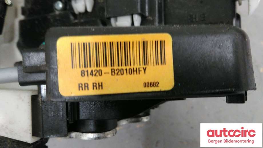 Låsekasse høyre til Kia Soul 2014-2019 (Type II)  (KIA|81420B2010|)