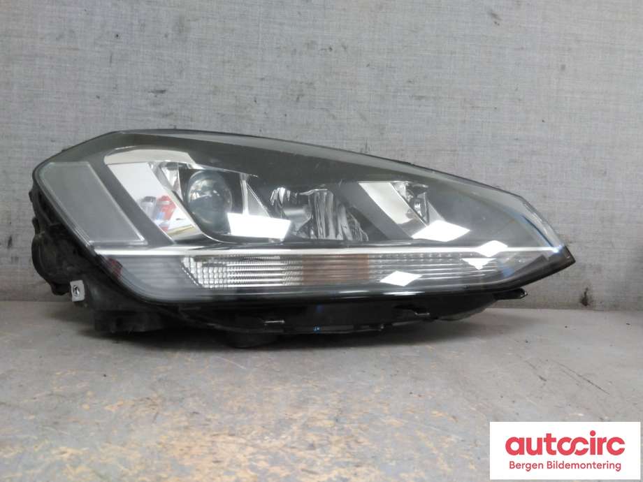 Frontlykt høyre halogen til VW Golf VII 2012-2017 (Fase 1) (VOLKSWAGEN|5G1 941 040||5G1 941 032)