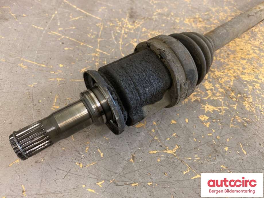 Drivaksel venstre bak til Mitsubishi Outlander 2012-2015 (Type III, Fase 1)  (MITSUBISHI|3715A203|)