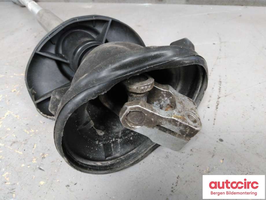 Rattaksel til Porsche Taycan 2019-->> (PORSCHE|971 419 753 M|)