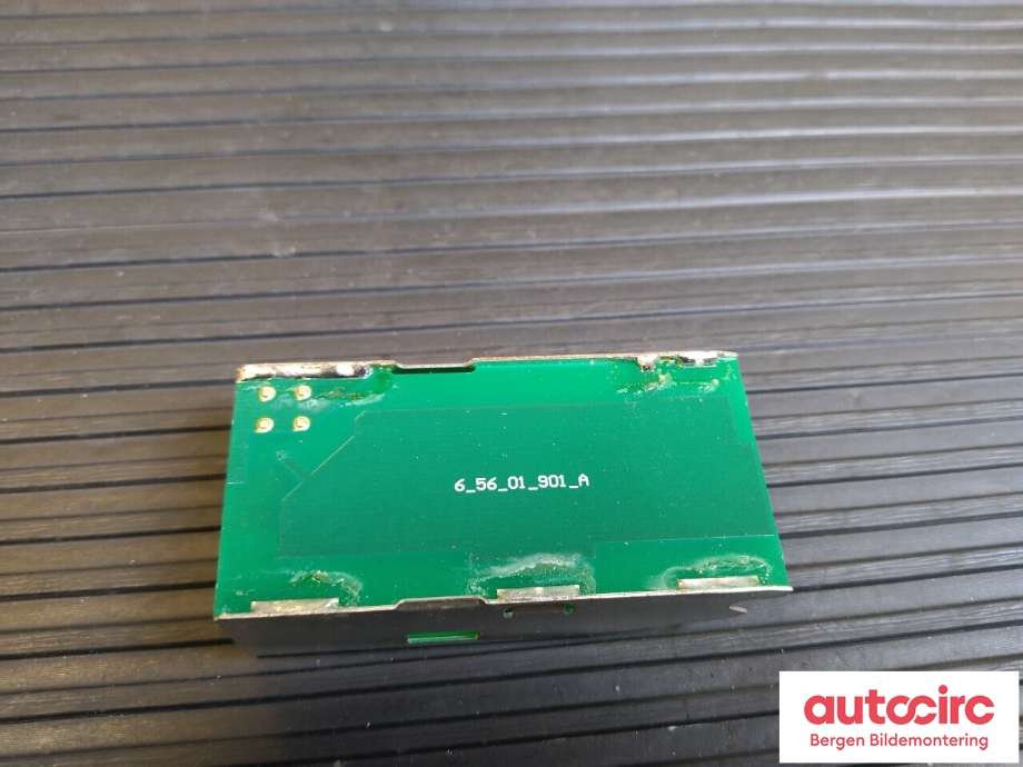 Antenne forsterker til Porsche Taycan 2019-->>  (PORSCHE|992 035 510|)